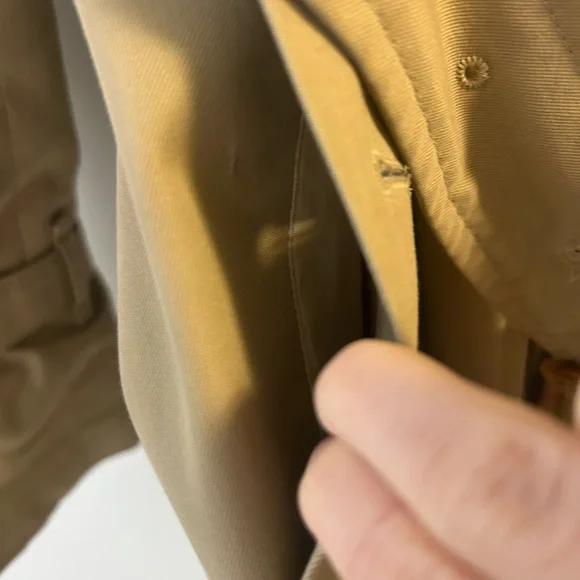 Classic Burberry trench coat, size 2 Long - Picture 4 of 8
